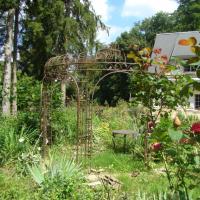 la gloriette du jardin de saint jean