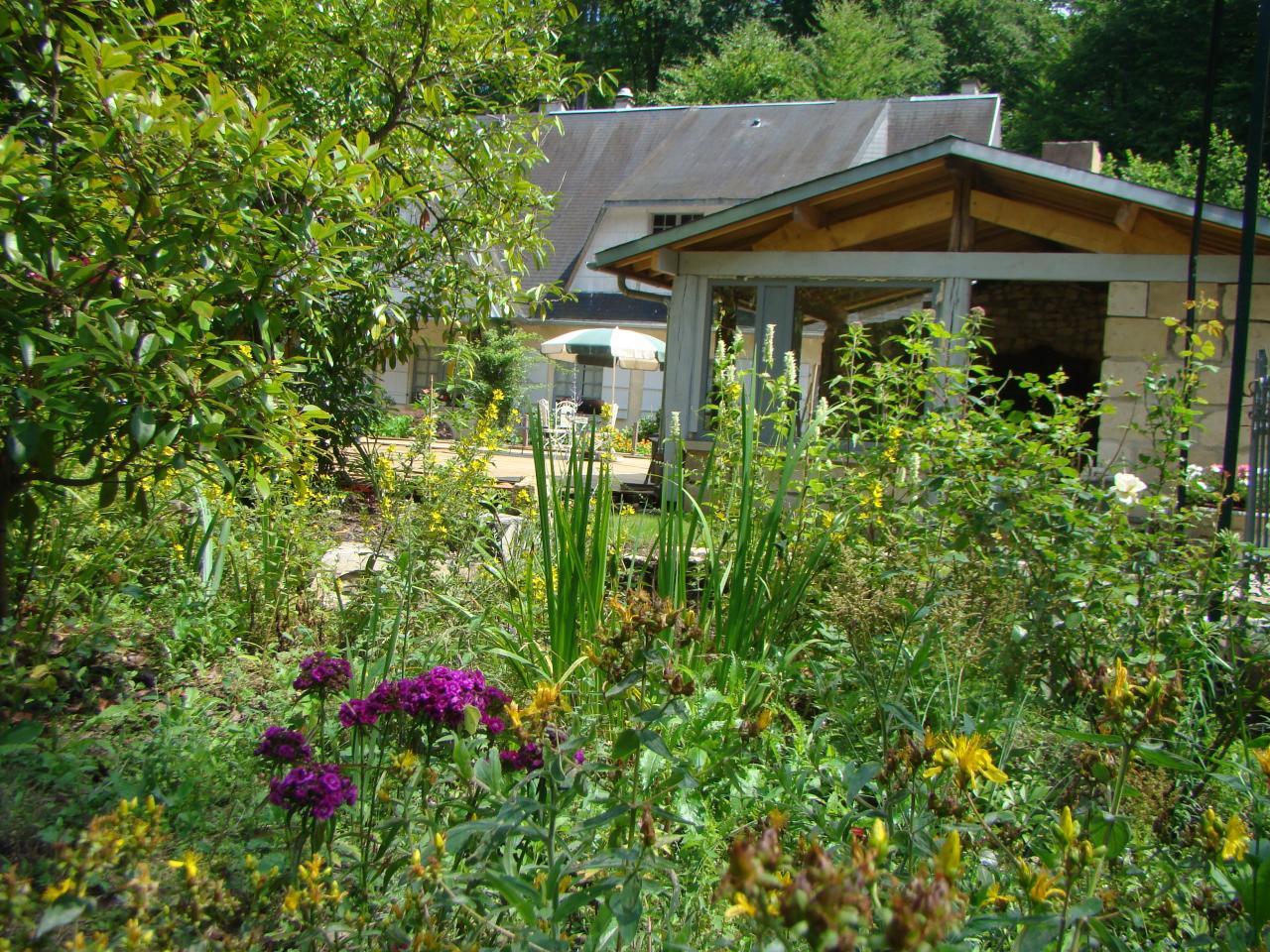 Le BBQ du B&B le jardin de saint jean -2